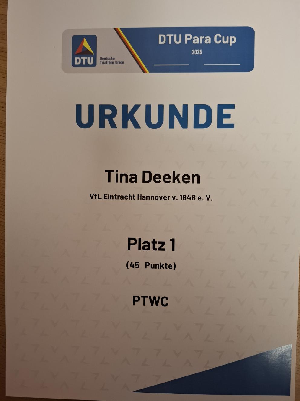 Urkunde Tina Deeken